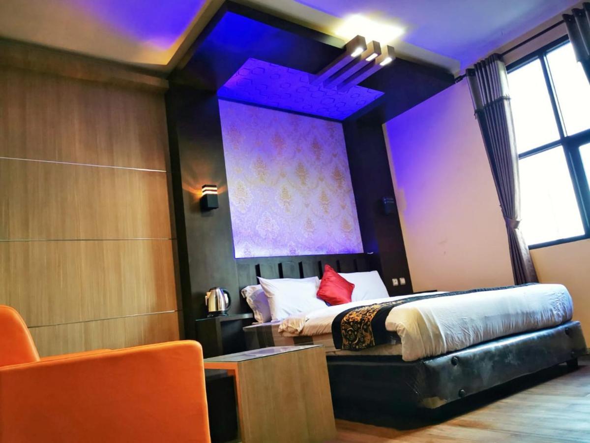 Oyo 822 Hotel Mukti Jaya Purwokerto Εξωτερικό φωτογραφία
