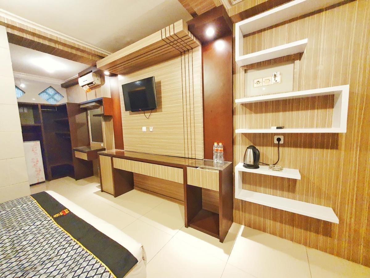 Oyo 822 Hotel Mukti Jaya Purwokerto Εξωτερικό φωτογραφία