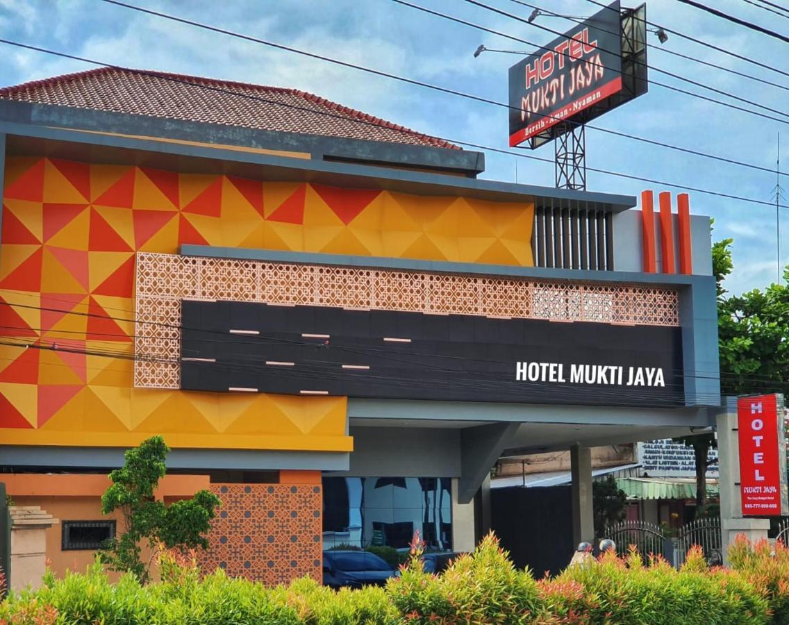 Oyo 822 Hotel Mukti Jaya Purwokerto Εξωτερικό φωτογραφία